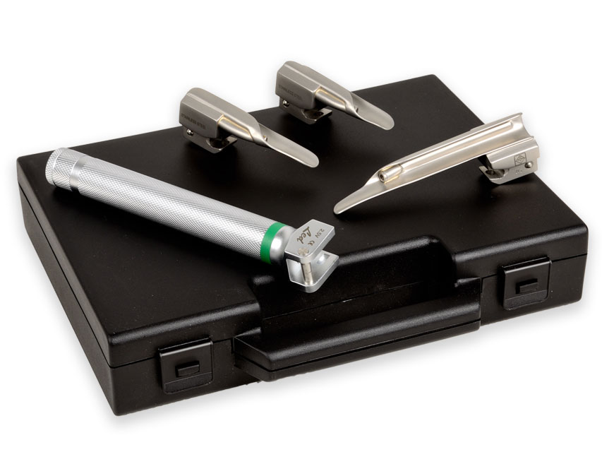 SET LARINGO "MAXLITE" F.O. LED PEDIATRICO 3 LAME MILLER 00,0,1 - 2,5V