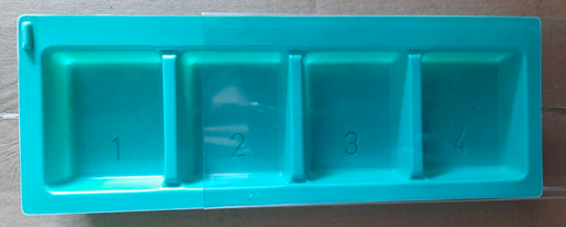 [DMM09070] Dispenser farmaci  4 scomparti grande con coperchio